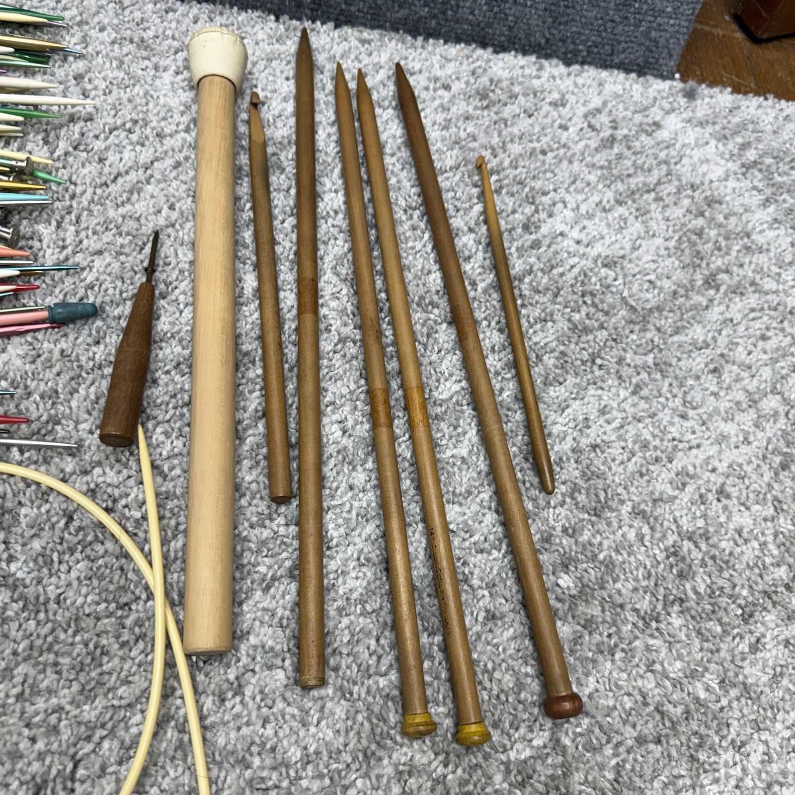 HUGE LOT crochet knitting needles hooks metal wood plastic (READ)
