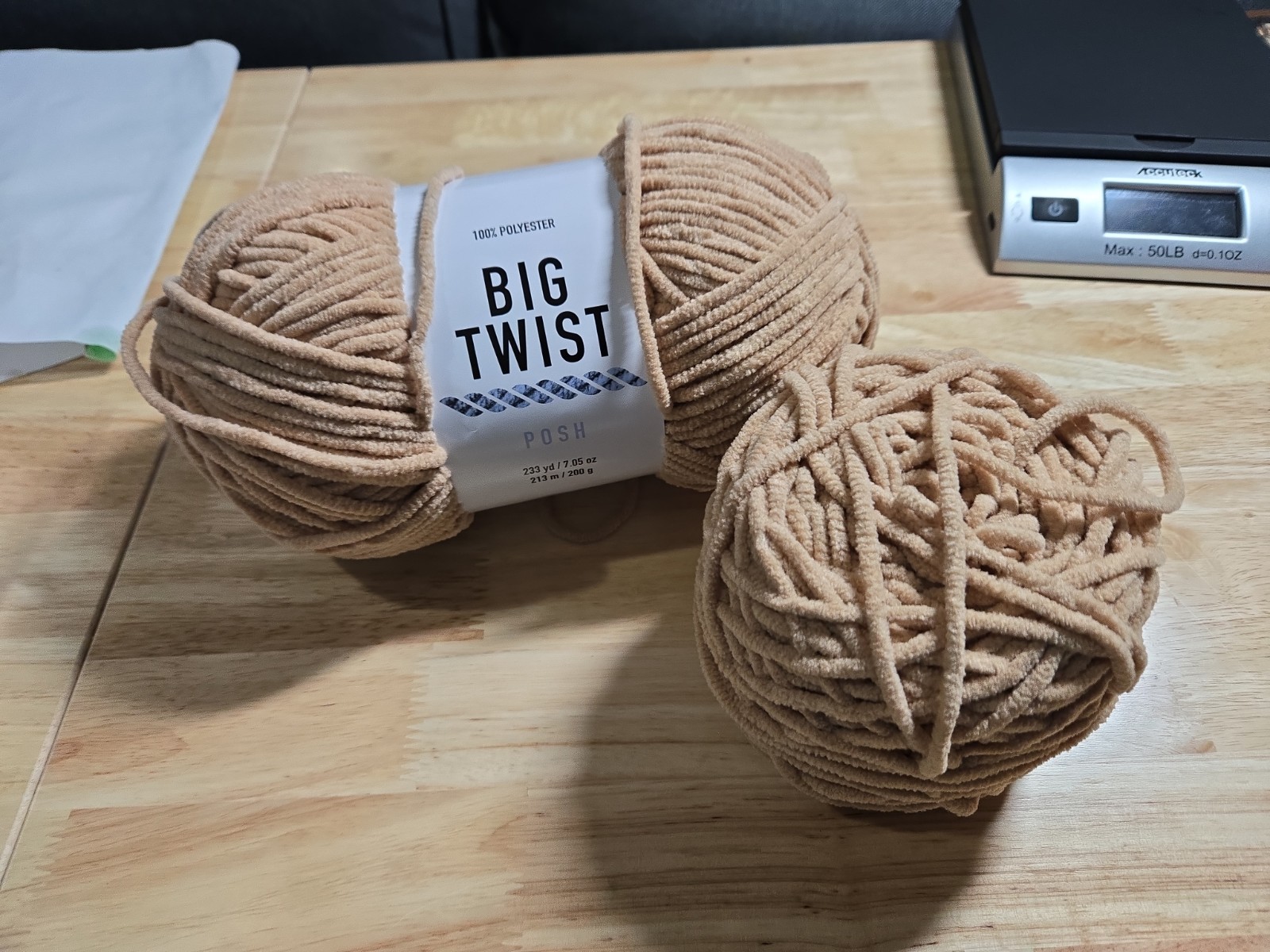 Big Twist Posh Bulky Yarn, 7.05oz 233yds Per, Croissant Tan Beige, 10 Oz Total