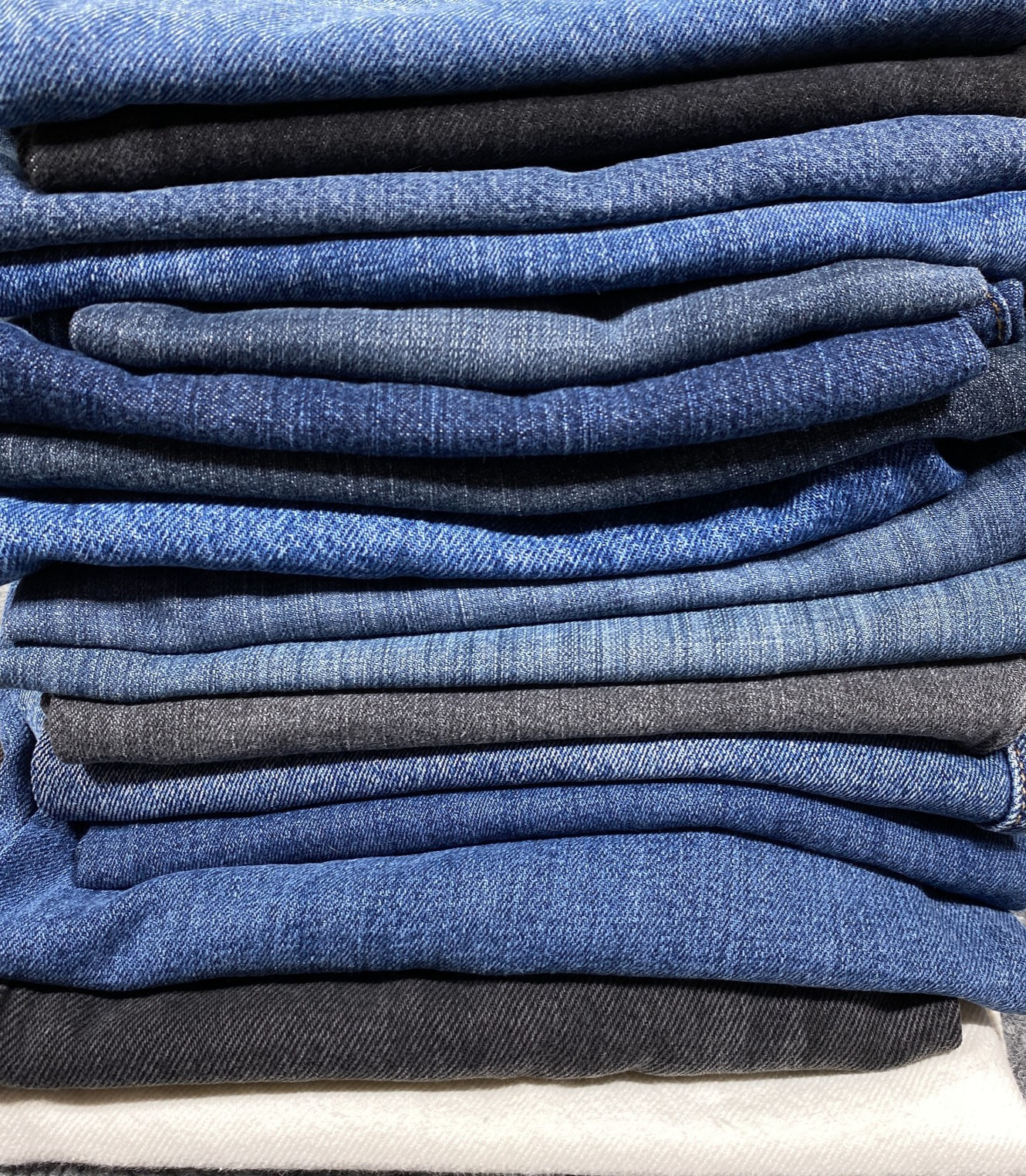 Denim Jeans Leg Fabric Scraps Craft Quilt DIY Upcycle Sew Project 10Lb Lot