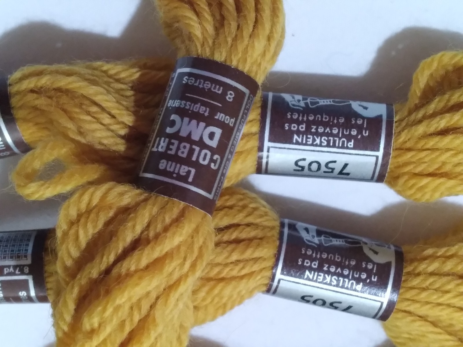 Laine Colbert DMC 100% Virgin Wool Tapestry Needlepoint Yarn France – 29 Asst’d