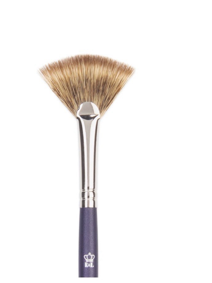 Royal Langnickel Soverign Synthetic Long Handle Fan Blender Brush Size 6