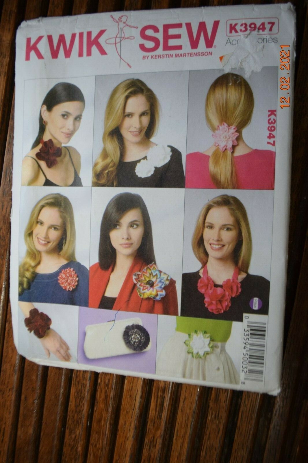 3947 KWIK SEW Misses Flower Decorative Accessories 9 Styles Pattern Uncut