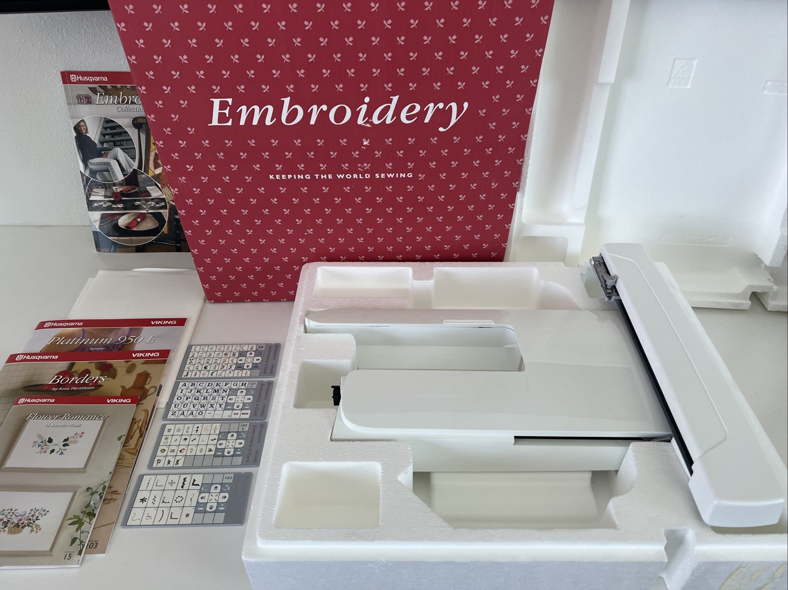 Husqvarna Viking Platinum 950e Embroidery Module Unit with D-Cards (No Hoops)