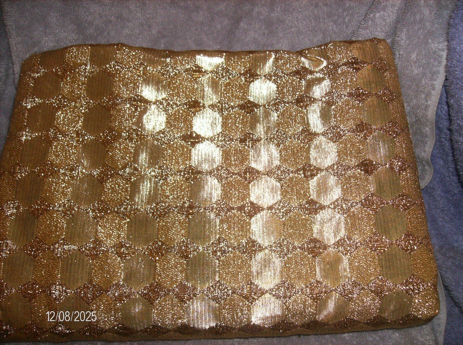GOLD METALLIC MYLAR POLYESTER FABRIC 3 2/3 YARDS EASY CARE NEW