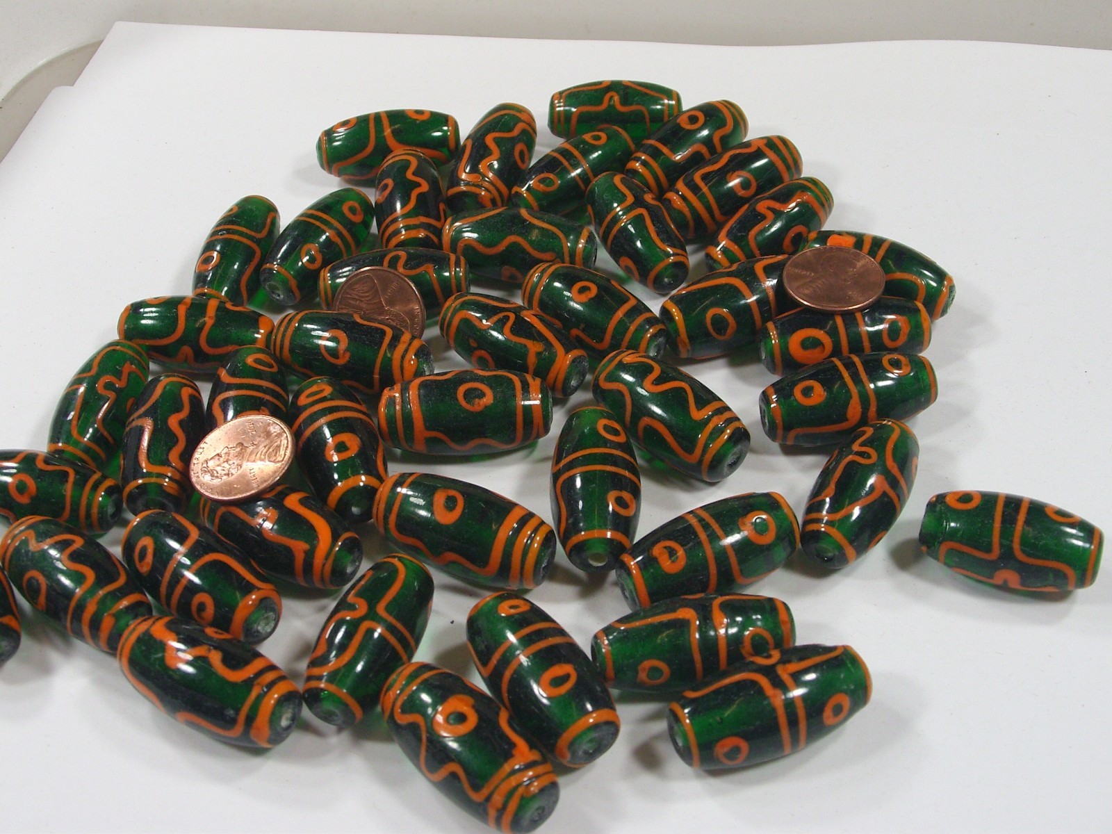 2 Pounds Large Oval Green India Handmade Glass Beads Wholesale Lot (PNT-2) ⭐