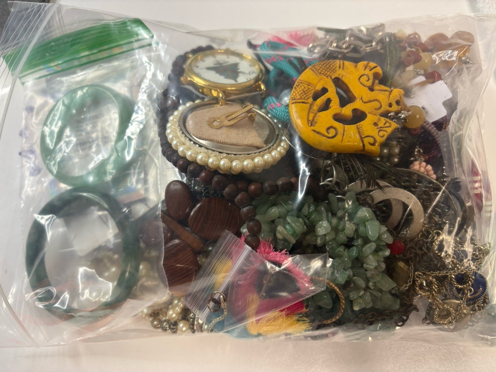 2 + Pounds Jewelry ~ UNSEARCHED ~ STORAGE UNIT FINDS ~ READ DESCRIPTION