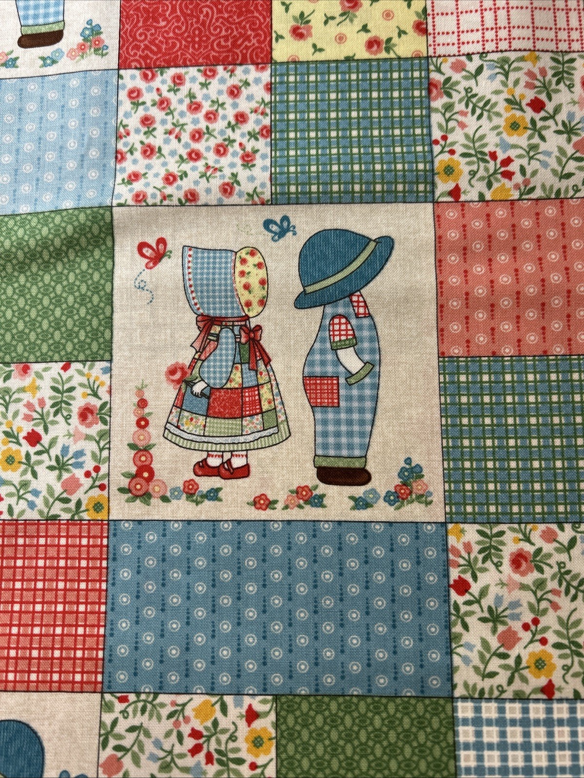 Sunny Bonnet Susie P721 Benartex Cotton Fabric 1/2 Yard (18 By 44”) New