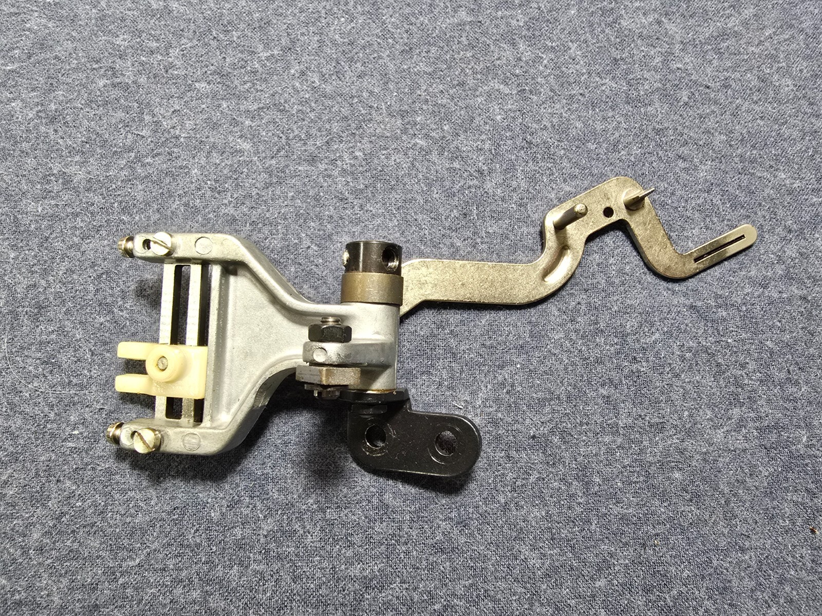 BERNINA 802 Sewing Machine Parts – Stitch Cam Follower Assembly