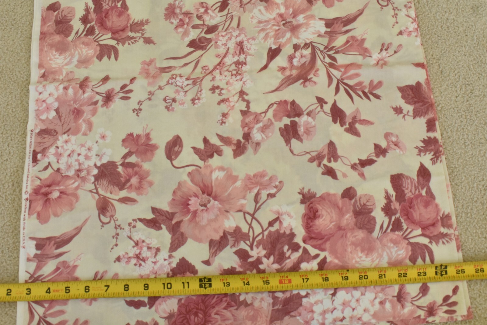 By 1/2 Yd, Vintage, Large Dusty-Pink Floral on Cream, Concord, Joan Kessler,V439