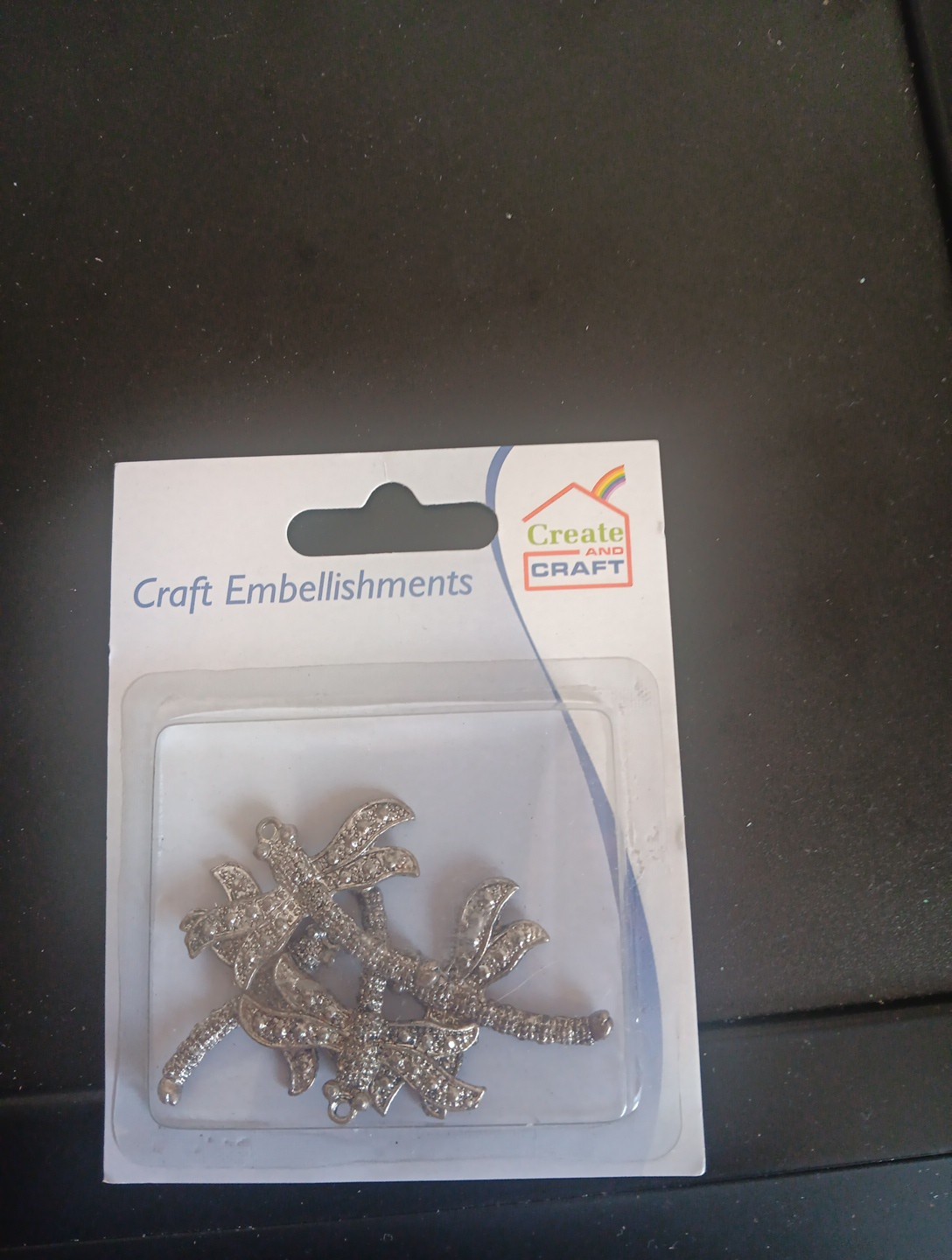 PACKAGE EMBELLISHMENT FOR SCRAPBOOKING NEW (J)