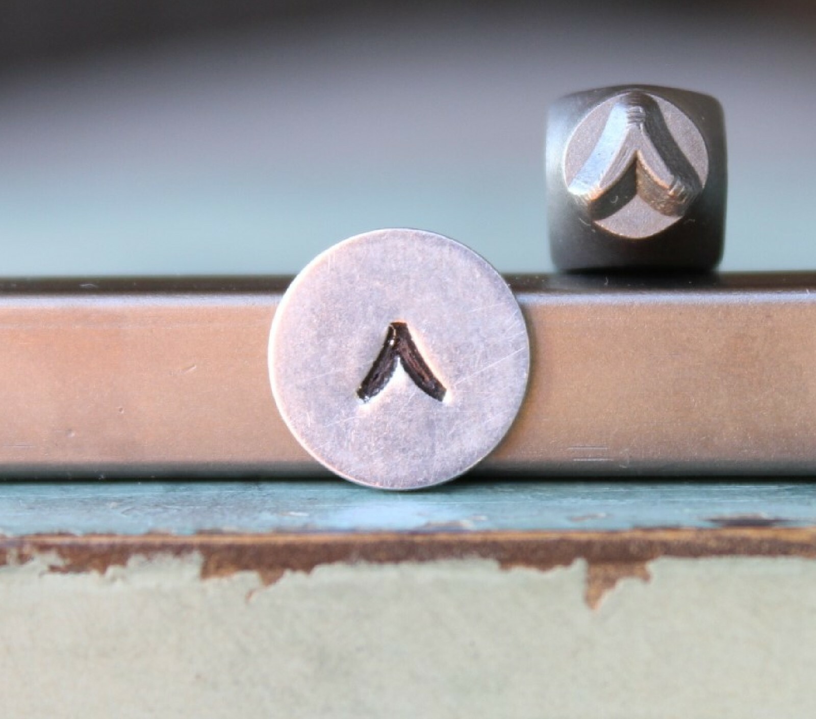 SUPPLY GUY 5mm Southwest Arrow Tip Metal Punch Design Stamp SGCH-507
