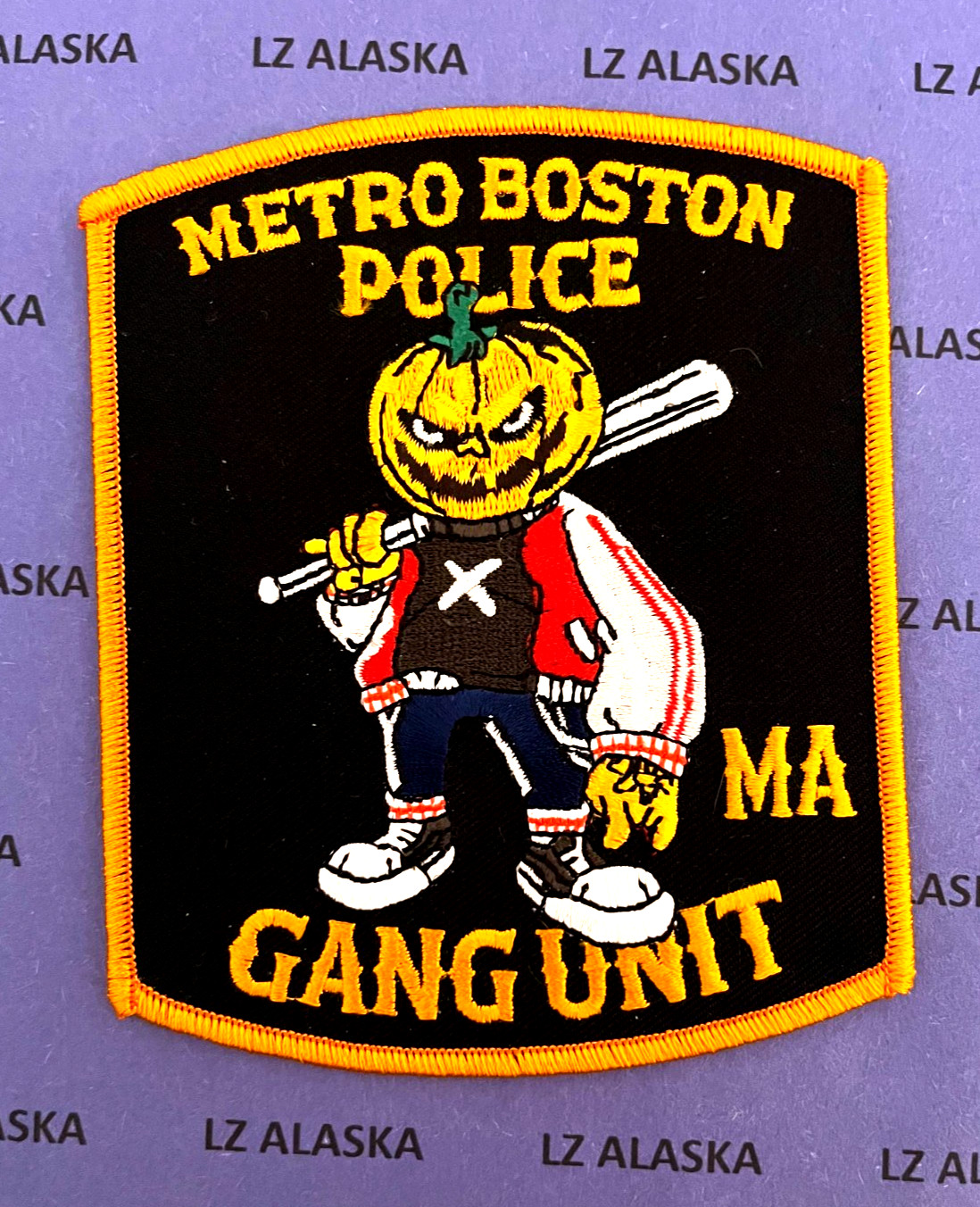 METRO BOSTON POLICE GANG UNIT SHOULDER PATCH (PD13) MASSACHUSETTS