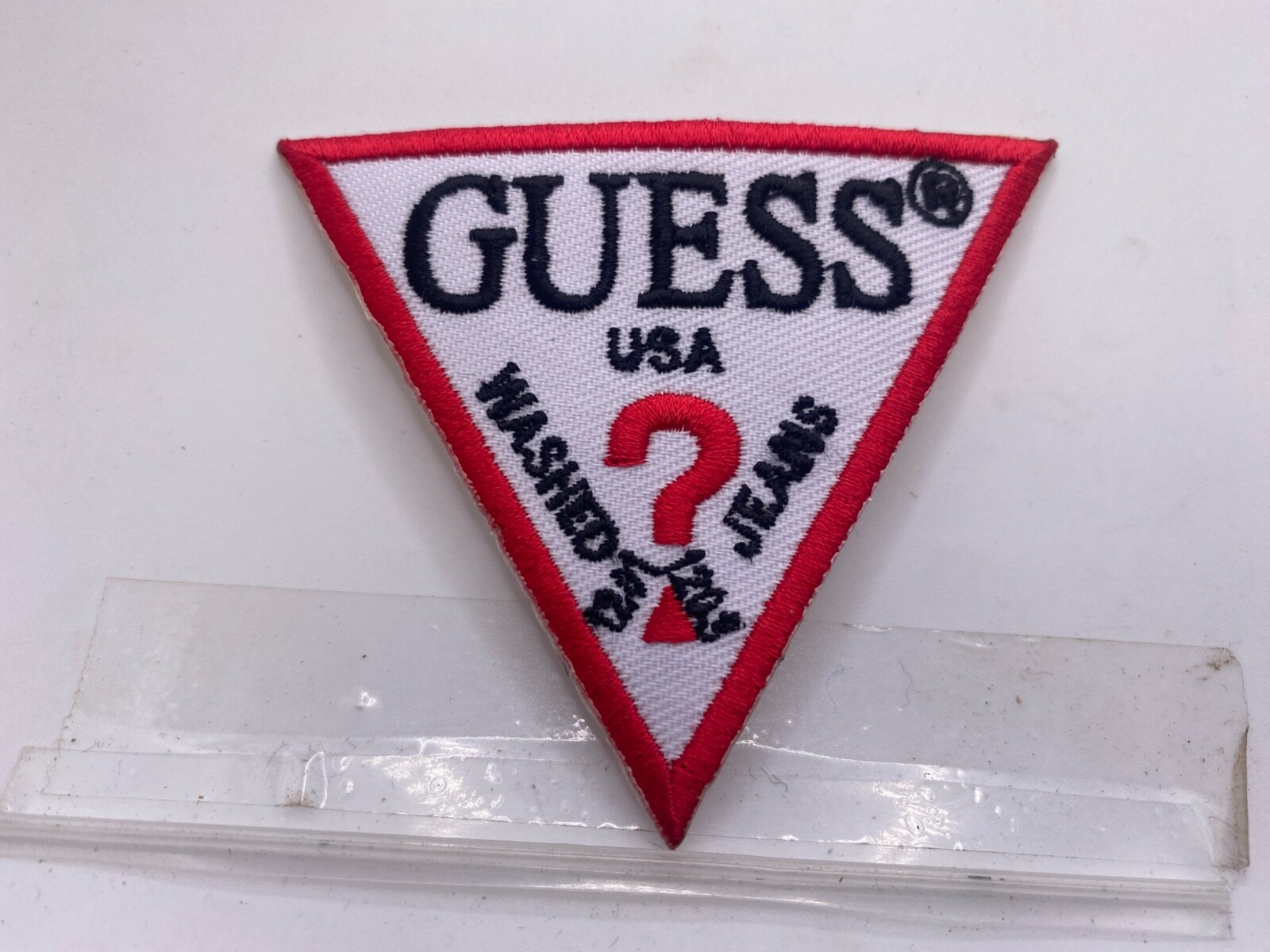 GUESS NEW EMBROIDERED IRON ON ON NAME PATCH TAG 3t X 3w