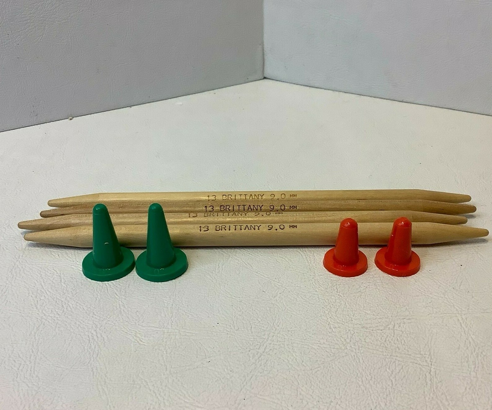 Lot of 4 Brittany Crochet Needles Wooden 13 9.0 MM