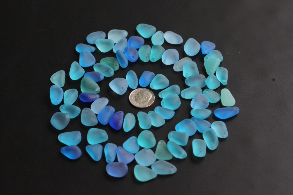 top drilled sea beach glass 10 pcs lot blue aqua cobalt tiny pendant jewelry use