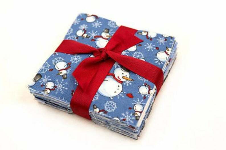 96 Pc Snowman & Snowflake pre-cut charm pack 5″ squares 100% cotton fabric quilt