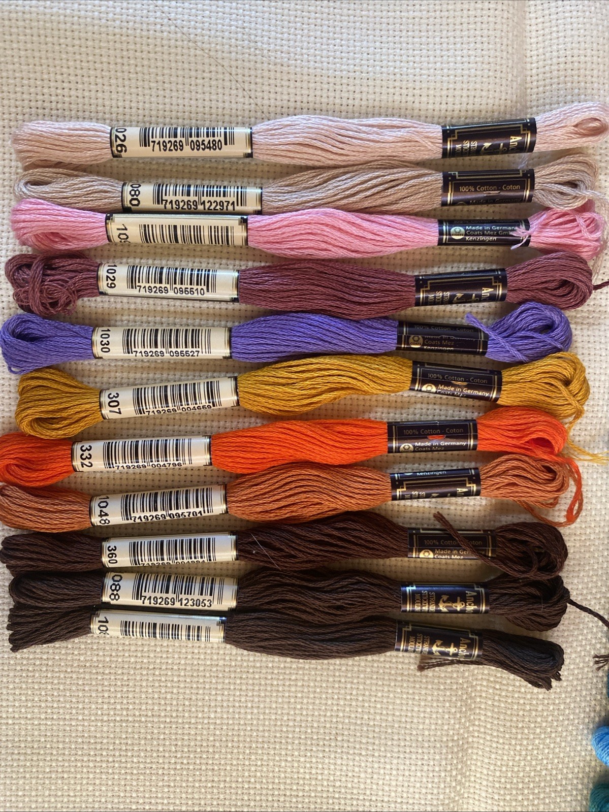Anchor Stranded Sticktwist Mouline 8M Emb Thread Lot of 40 Many Colors