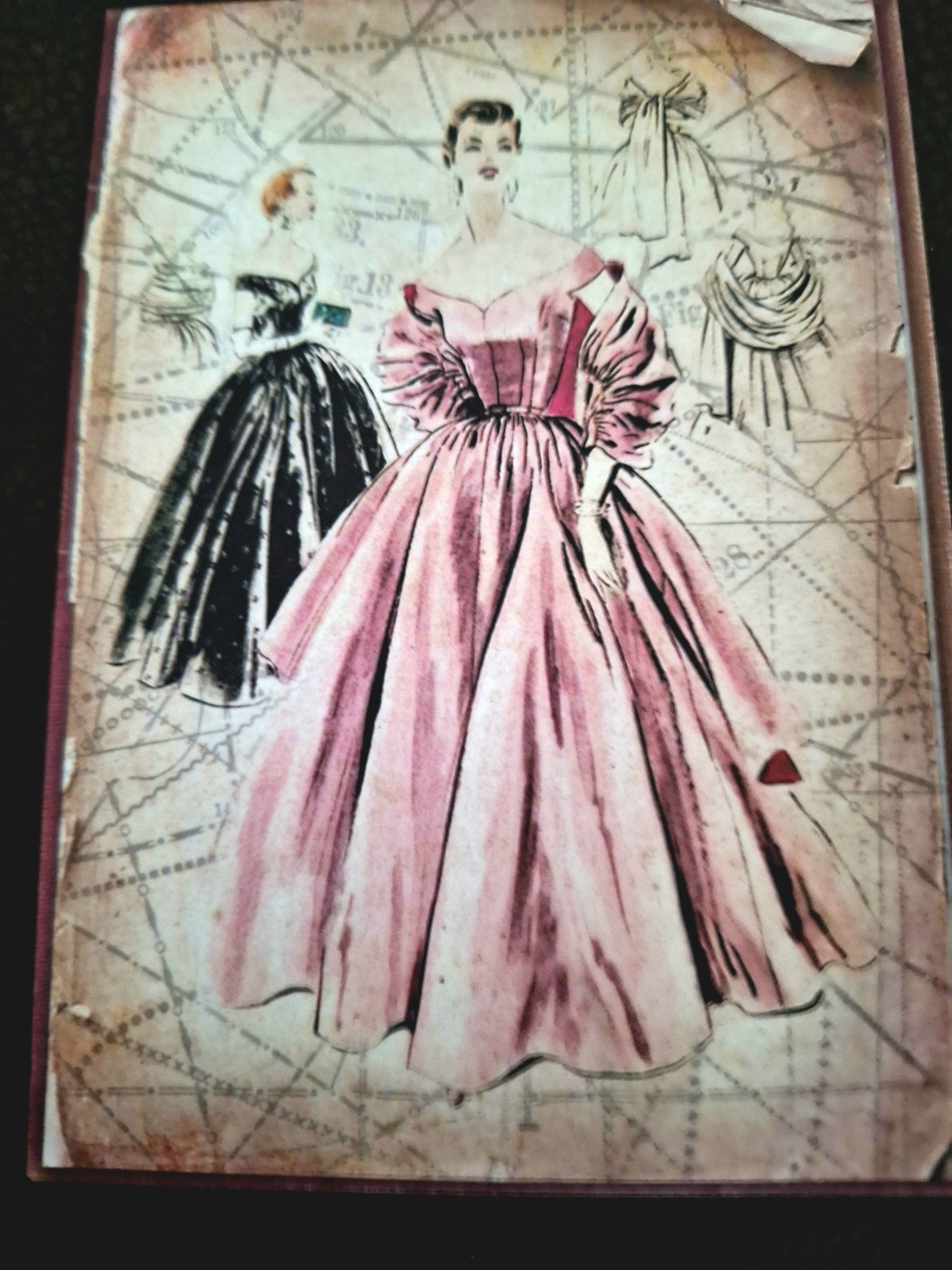 Romantic Dreams Retro Ladies Pack B Fashions 5X4 In Sheets 24 Pages & 48 Sticker