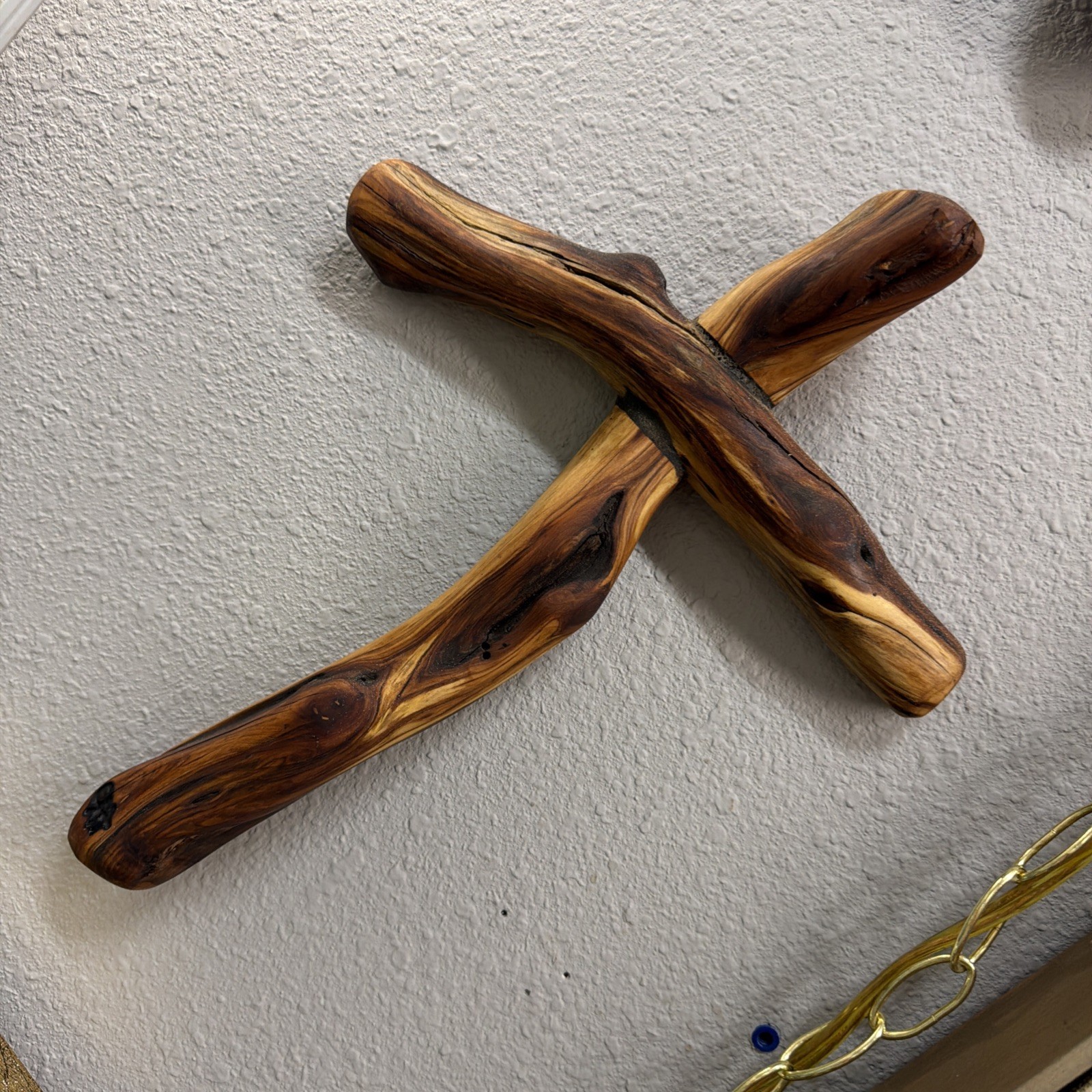 Beautiful Manzanita Or Madrone Wood CROSS In New Condition 13 1/4 X 10“