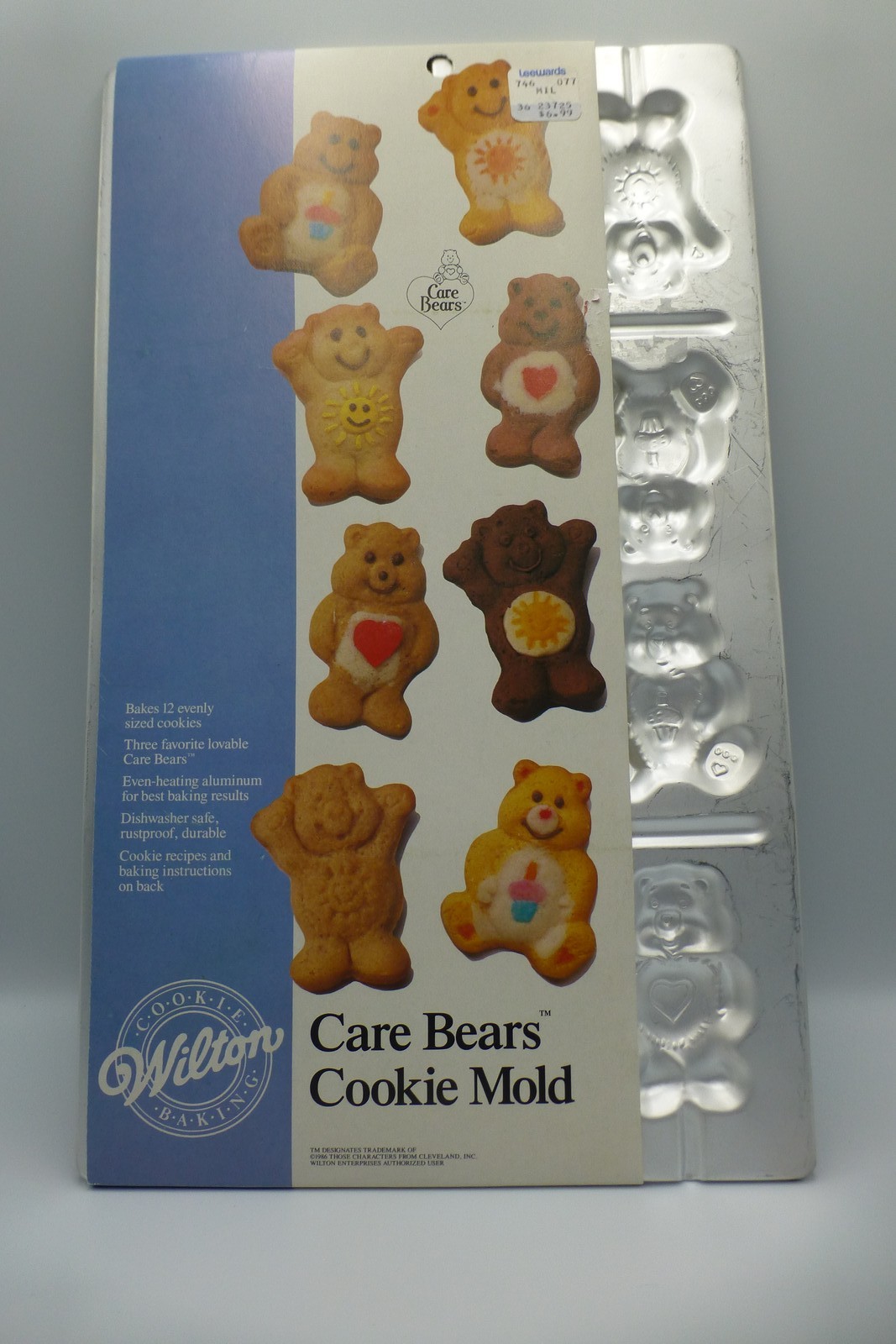 Vintage 1986 Wilton Care Bears Aluminum Cookie Mold Pan 12-Cavity Retro NEW F3