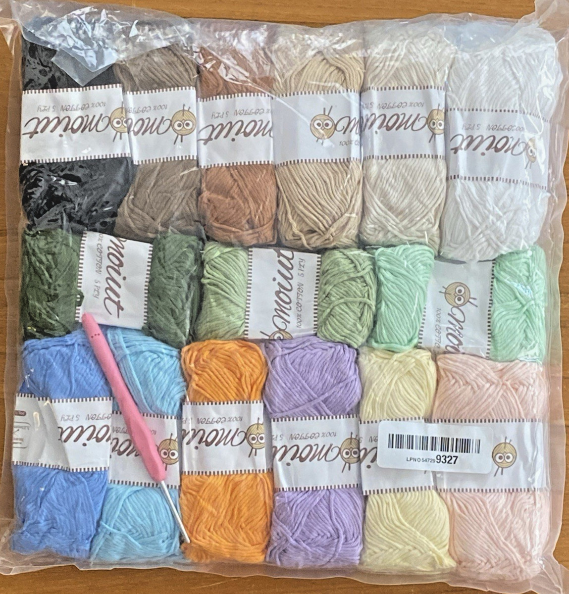 Skeins Of Yarn 15 Multi Colors Acrylic 100% Cotton 5 Ply +Tool NEW SEALED