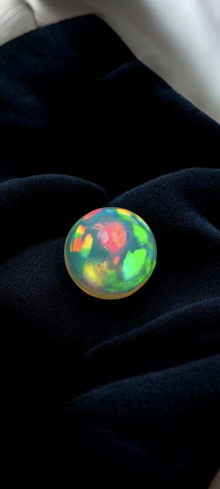 Natural Ethiopian Fire opal Crystal Round Shape Stone Cabochon Jewelry Charm