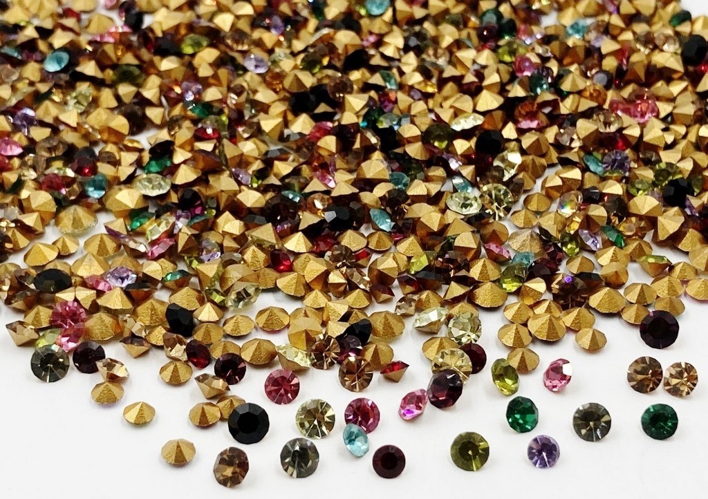 200 Vintage Preciosa Crystal 3mm To 4mm Small Rhinestones – Jewelry Repair J53