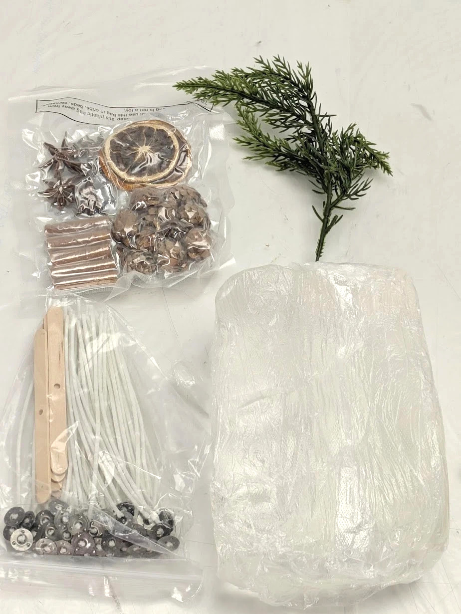 Nuanchu 35 oz DIY Scented Gel Clear Wax Candle Making Kit Christmas Decoration