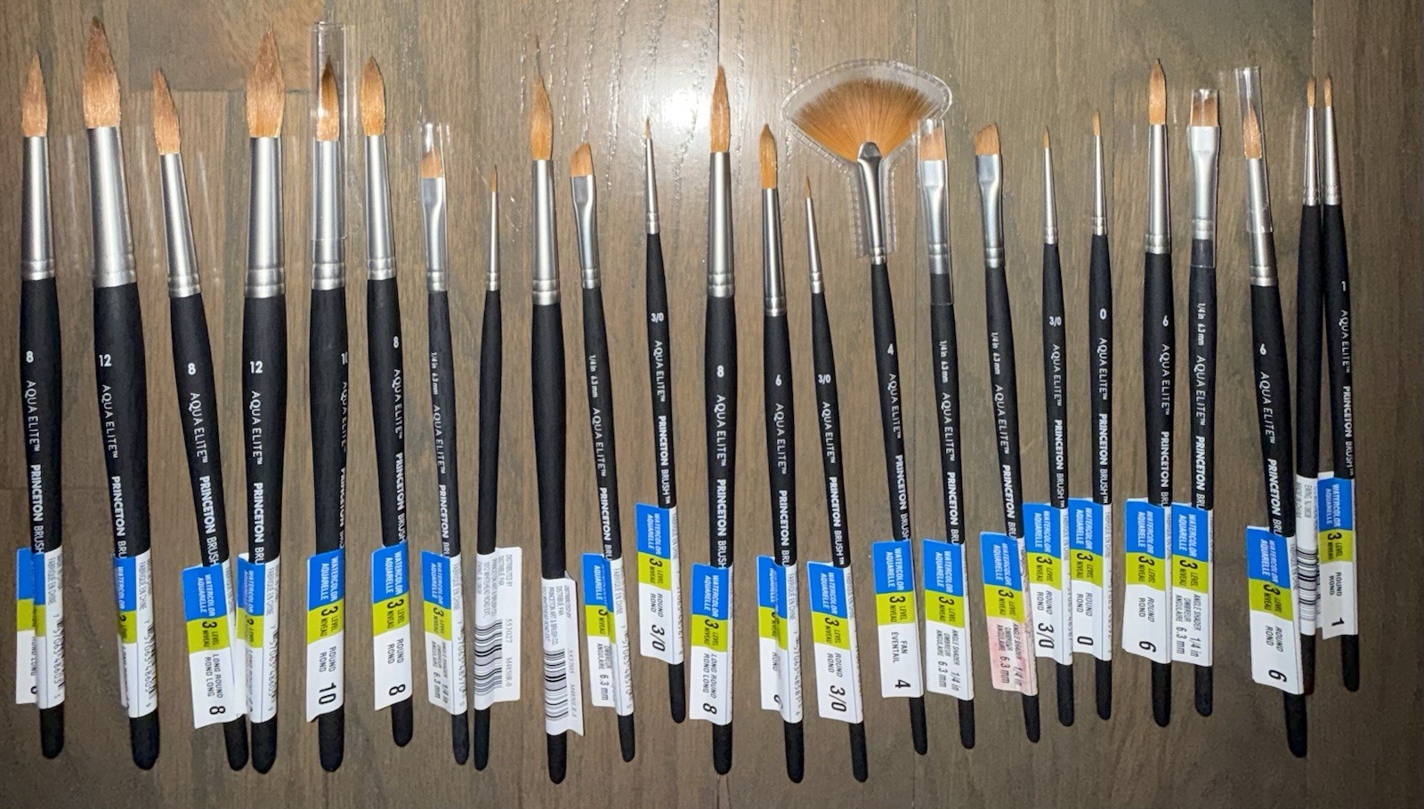 Lot Of 24 Princeton Aqua Elite Watercolor Paint Brushes Mixed Lot Assorted Sizes