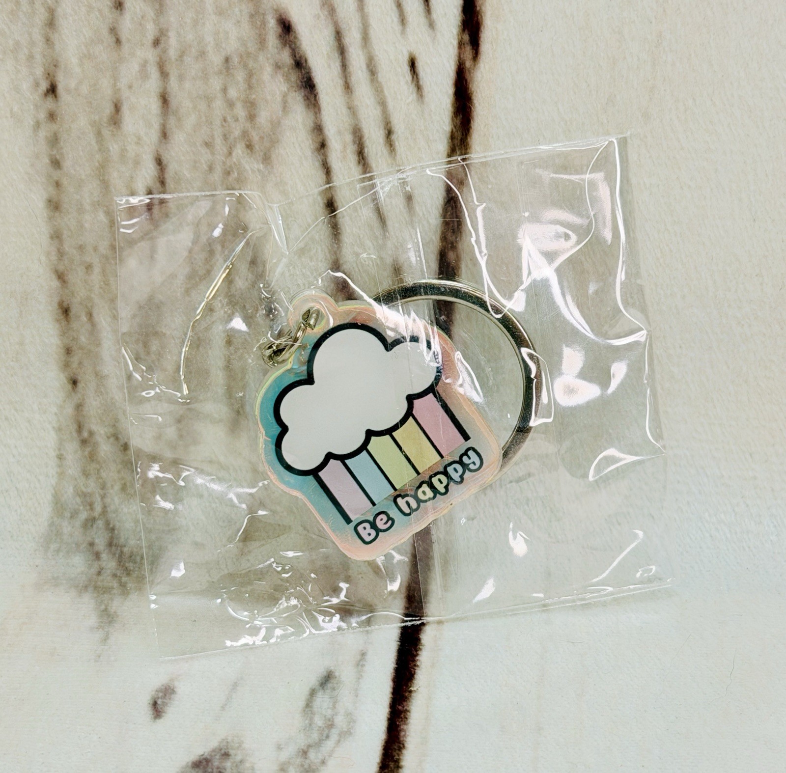NIP Krels Creations Holographic Shiny “Be Happy” Kawaii Cloud & Rainbow Keychain