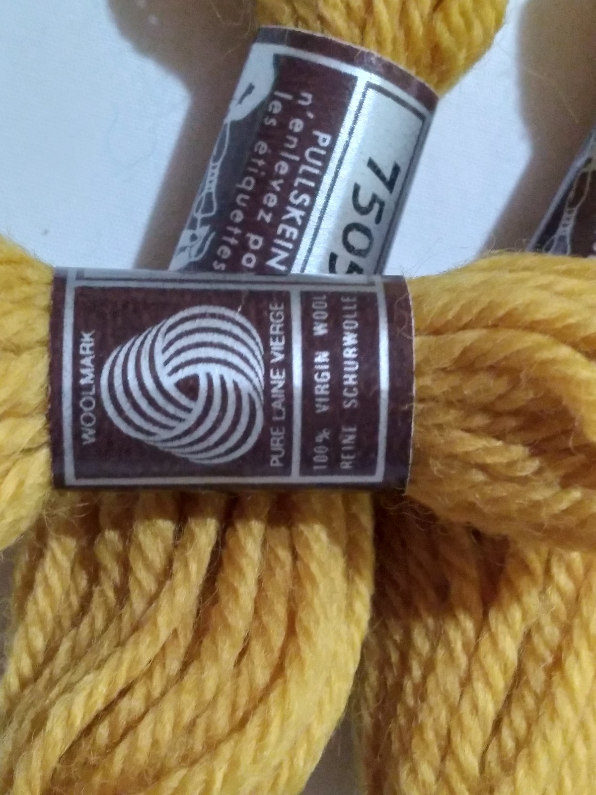 Laine Colbert DMC 100% Virgin Wool Tapestry Needlepoint Yarn France – 29 Asst’d